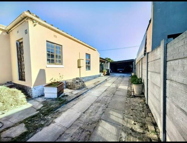 2 BEDROOM HOUSE FOR SALE IN RUYTERWACHT